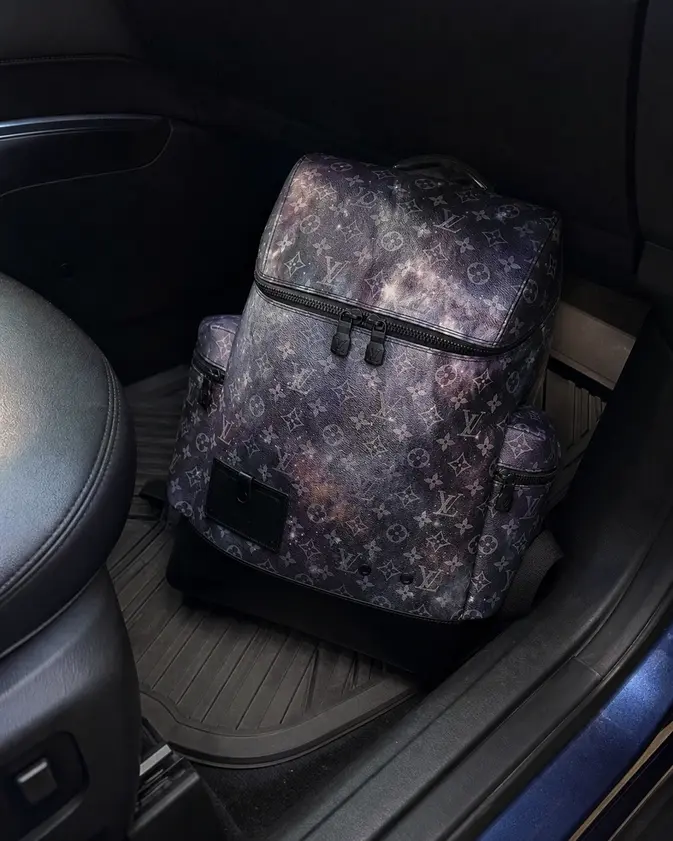 2019 Spring Monogram Galaxy Alpha Backpack M44174 photo review