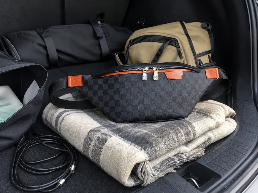 2019 Damier Cobalt Bumbag N44445 photo review