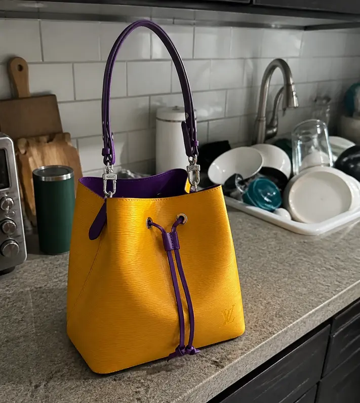 Epi Leather NeoNoe BB-Exclusive Prelaunch-Citron HL-M52853 photo review