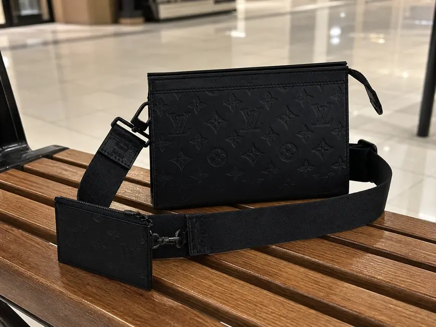 Monogram Shadow Gaston Wearable Wallet M81115 photo review
