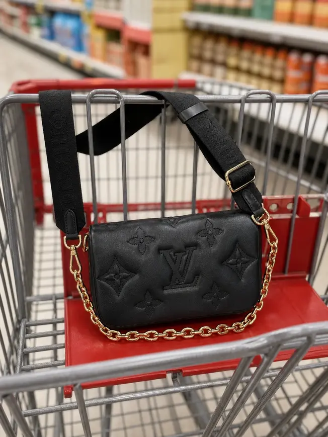 BUBBLEGRAM WALLET ON STRAP WALLET M81398 photo review