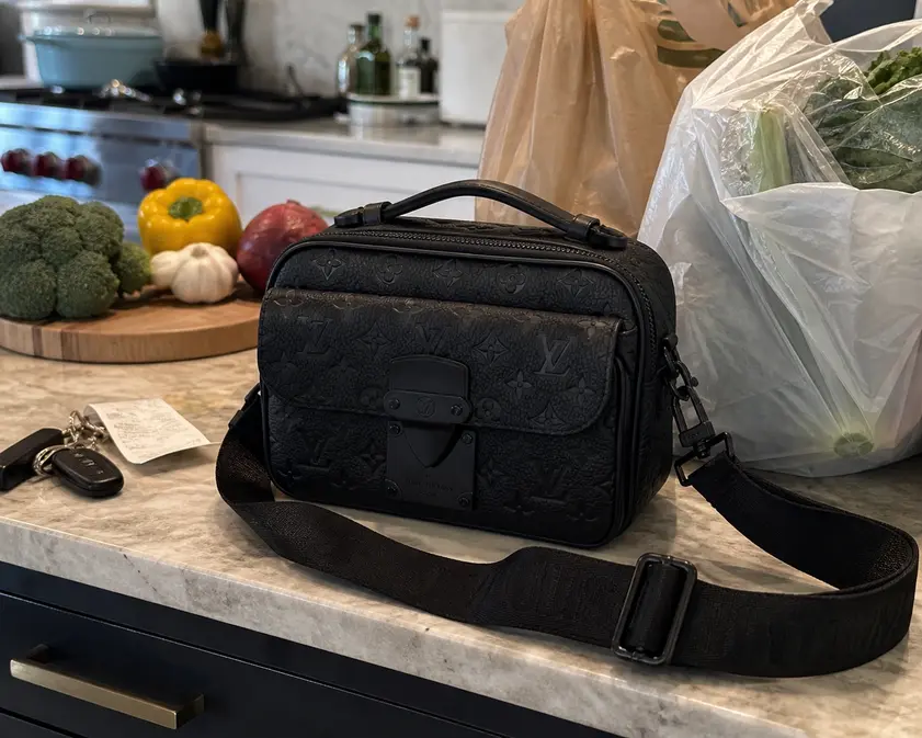 Monogram Macassar S Lock Messenger M58489 photo review