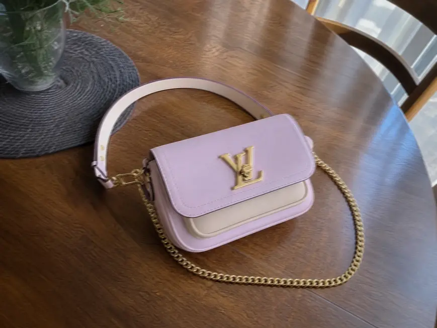 Grained Calf Leather Lockme Tender M59732 photo review