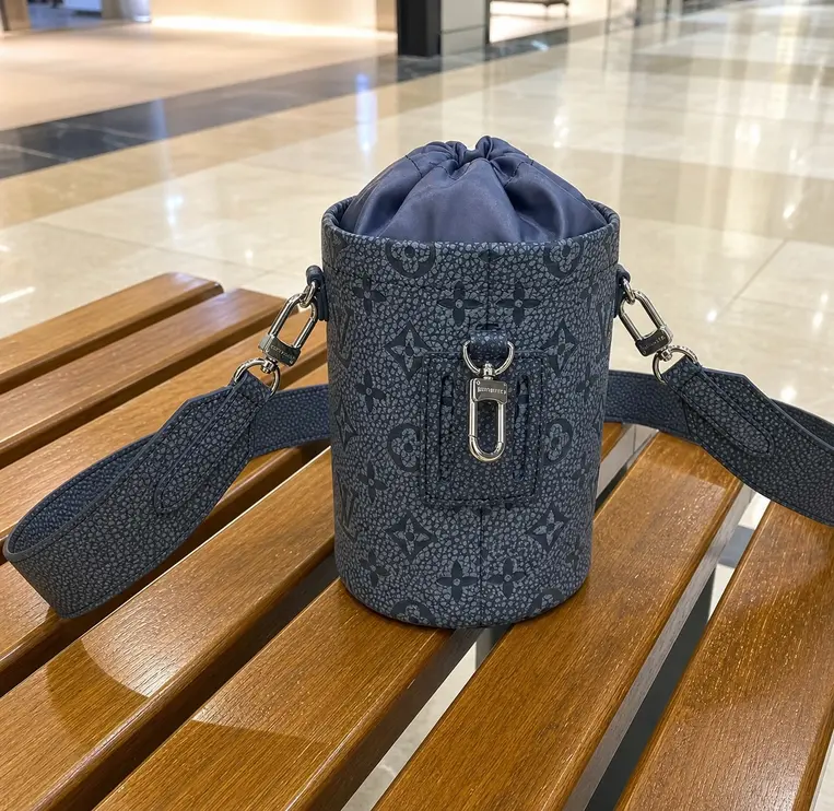 Monogram Virgil Ablohs Climbing Chalk Pouch-Dark M81572-Dark photo review