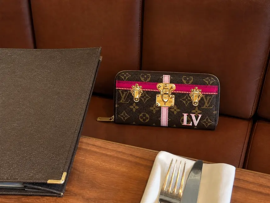2018 Premium Summer Monogram Zipper Wallet N62616 photo review