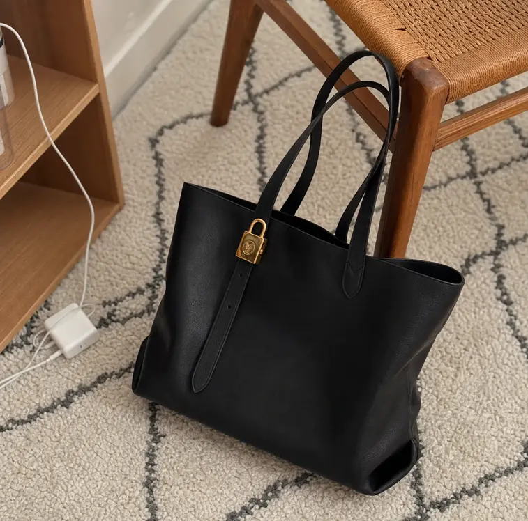 Low Key Cabas MM Bag M25341 photo review