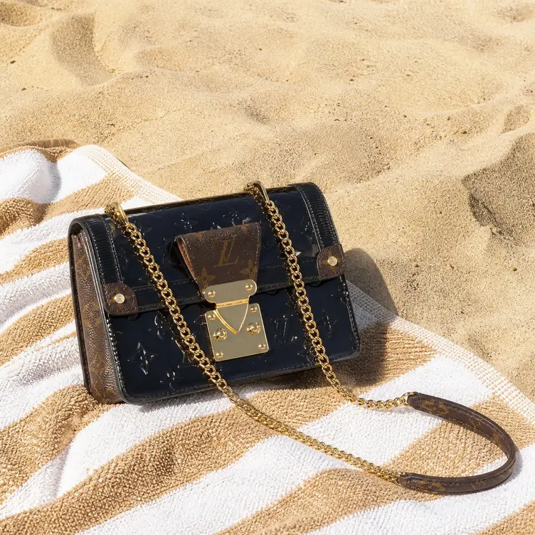 LV Wynwood Chain Bag-Black M90516 photo review
