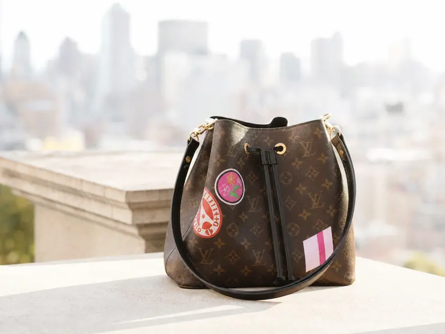 Premium NeoNoe My LV World Tour PO1073 photo review