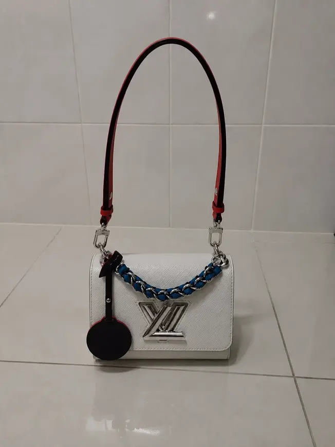 2018 Premium Twist PM-White M52501 photo review