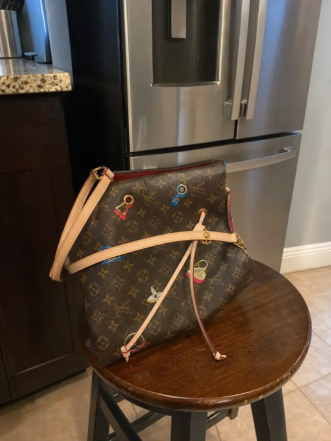2019 Monogram Canvas NeoNoe Bucket Bag M44369 photo review