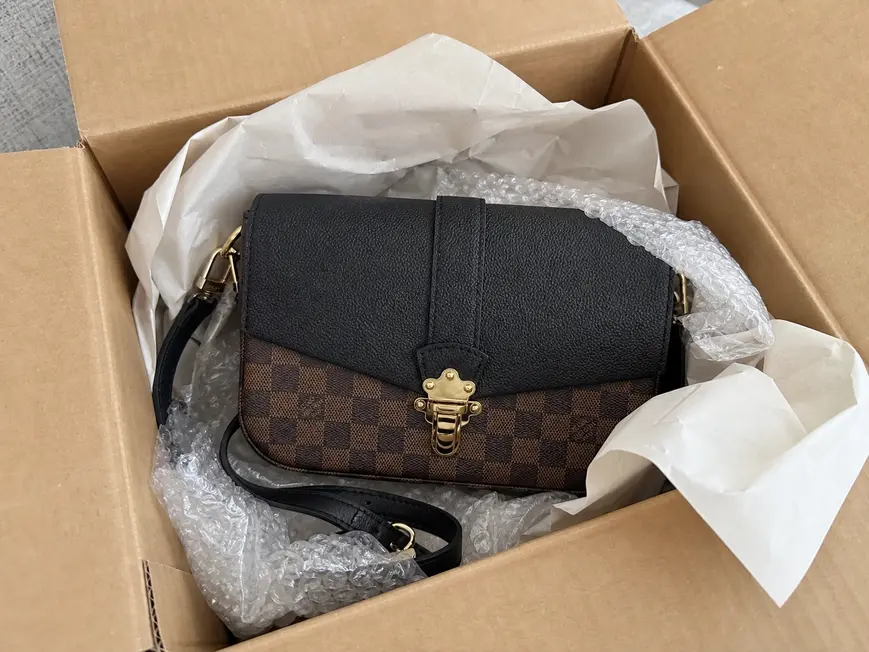 2019 Cruise Damier Ebene Canvas Clapton Bag N44243 photo review