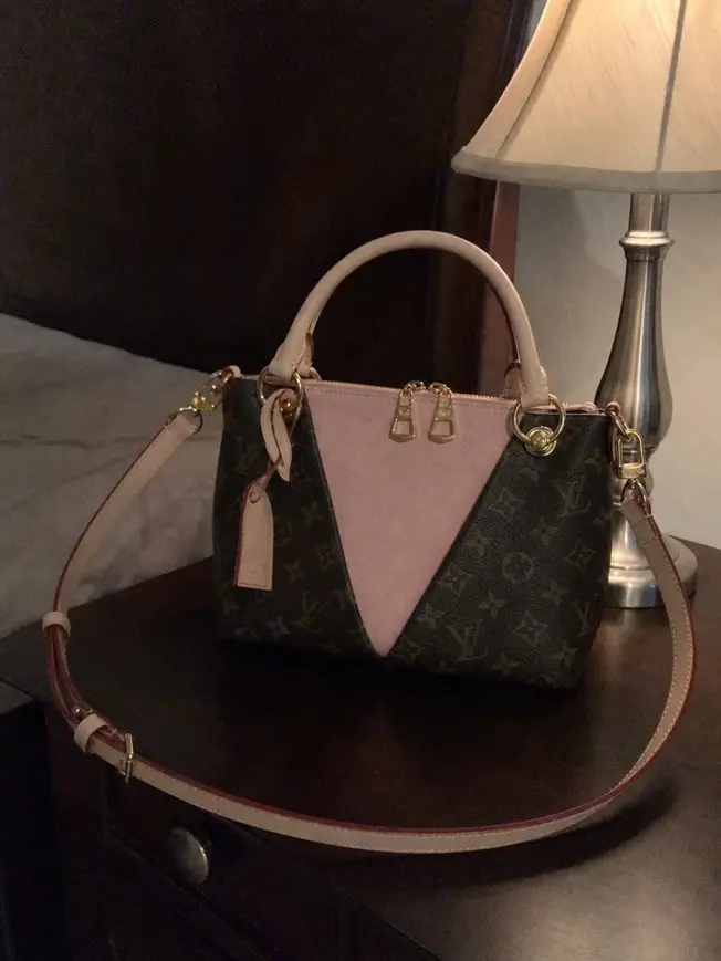2019 Cruise Monogram Canvas "V" Tote BB M43967 photo review