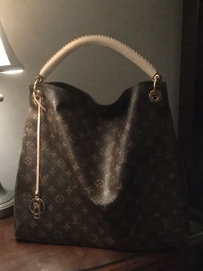 Premium 2010 Monogram Artsy MM M40249 photo review