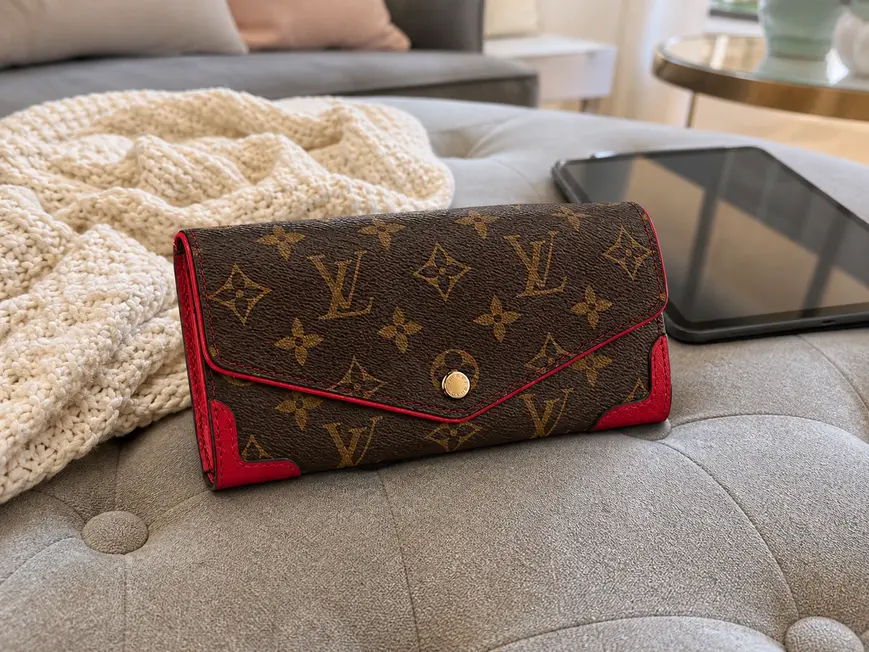 2015 Monogram Sarah Retiro Wallet M61184 photo review