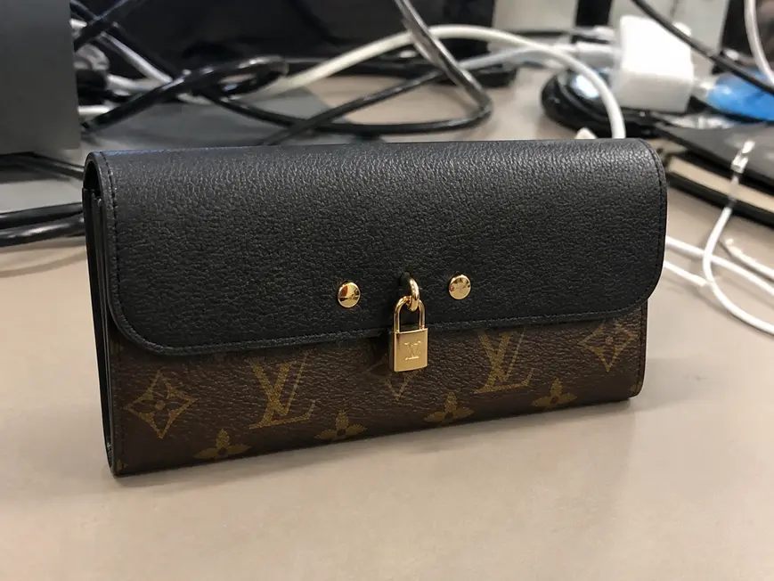2016 Premium Monogram Canvas Venus Wallet-Noir M61835 photo review