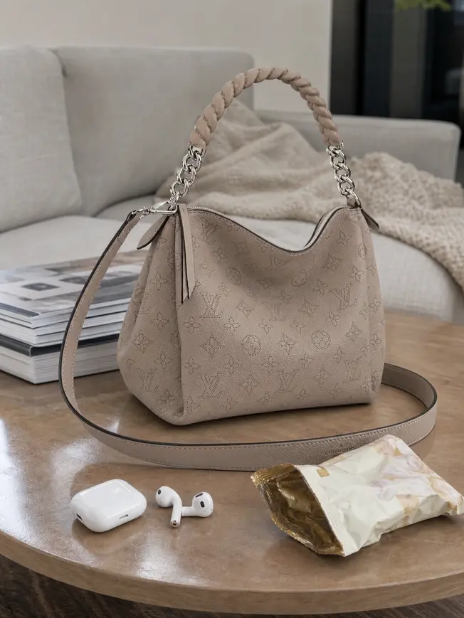 2017 Mahina Leather Babylone BB-Galet M51224 photo review