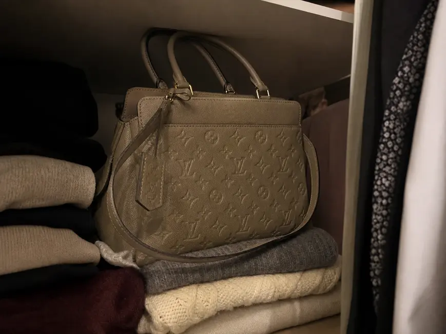 2017 Premium Monogram Empreinte Vosges MM-Khaki M43250 photo review