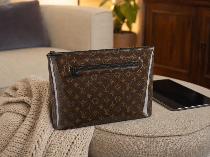 Fall-Winter 2018 Pochette Cosmos-Monogram Glaze M63271 photo review