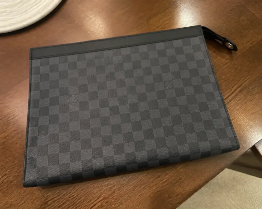 2018 Men Pochette Voyage GM Damier Graphite Canvas N60054 photo review