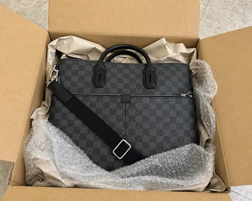 2015 Damier Graphite Laptop Bag N41564 photo review
