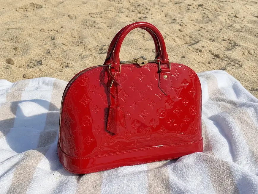 2015 Monogram Vernis Alma PM-Cherry M90169 photo review