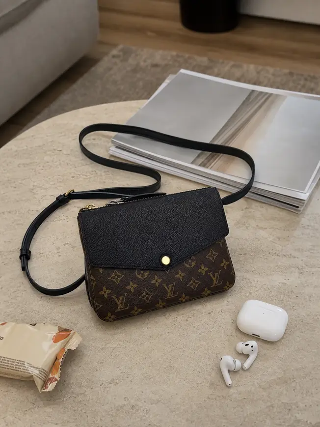 Monogram Canvas Twinset Cross-body Bag-Noir M50185-3 photo review